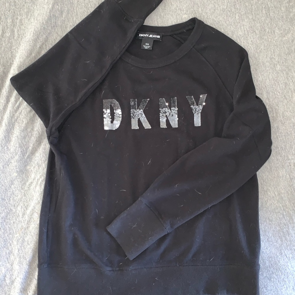 Black DKNY longsleeve